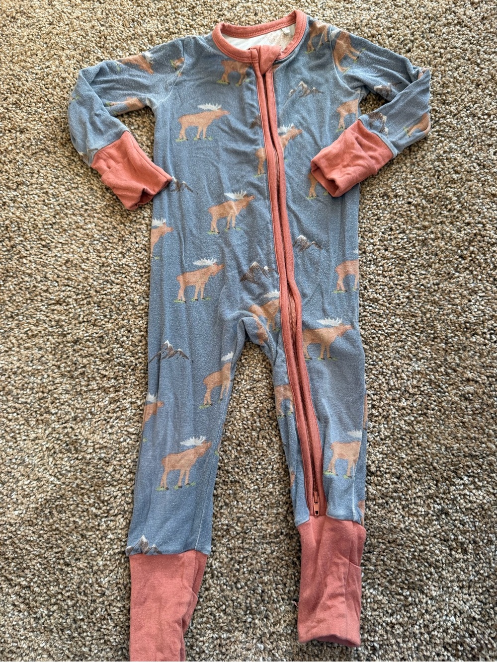 ANGEL DEAR Bamboo Moose Print Convertible Sleeper